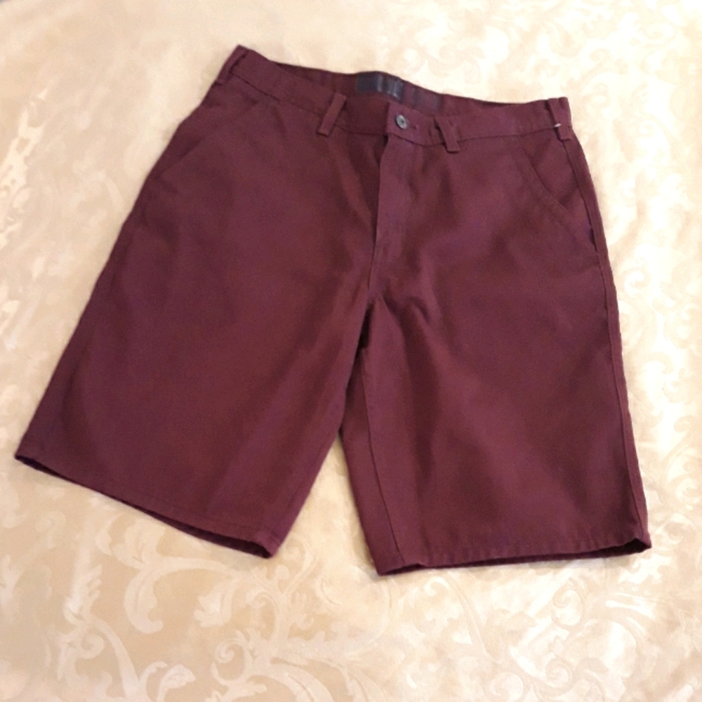 Zumiez FREEWORLD Chino Shorts Burgundy Red - Size 34 Men's Casual Shorts - Picture 3 of 6